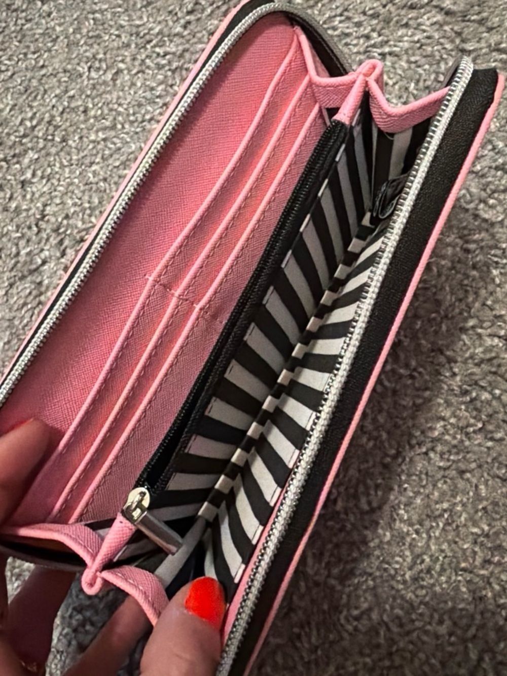 Marc Tetro Pink Dog Print Zip Wallet - Picture 3 of 3